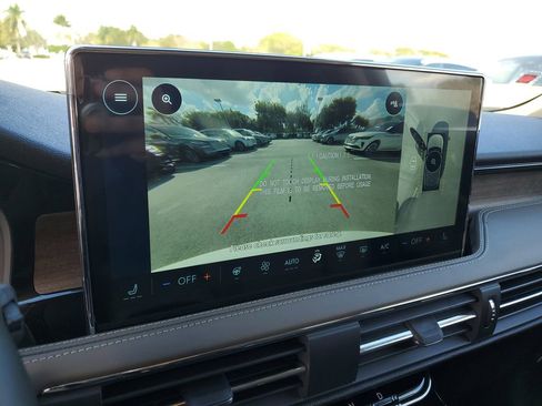 New 2026 Lincoln Corsair Reserve w/ Jet Appearance Package FWD image 28
