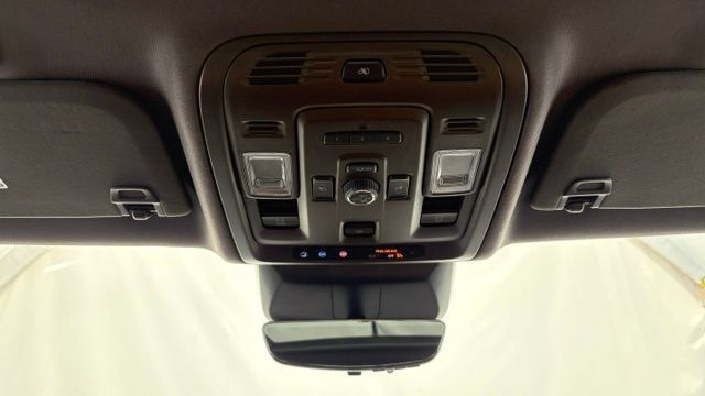 Used 2023 Cadillac Escalade Sport w/ LPO, ONYX Package AWD/4WD image 51