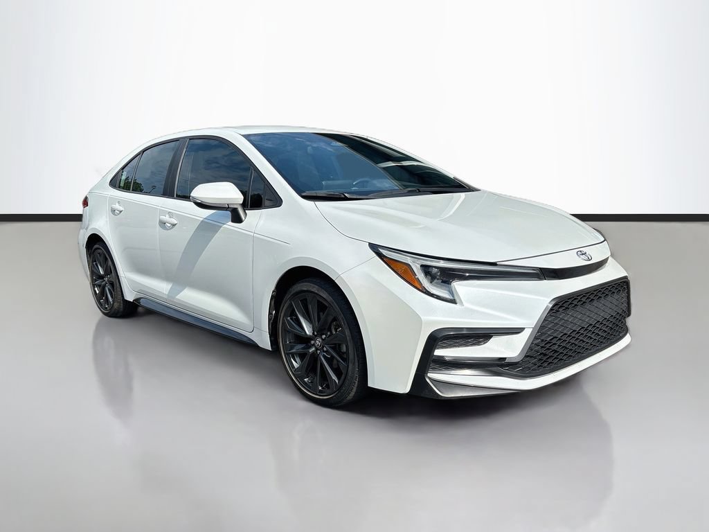 Used 2023 Toyota Corolla SE FWD image 1