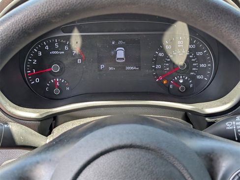 Used 2022 Kia Soul LX w/ Technology Package image 22