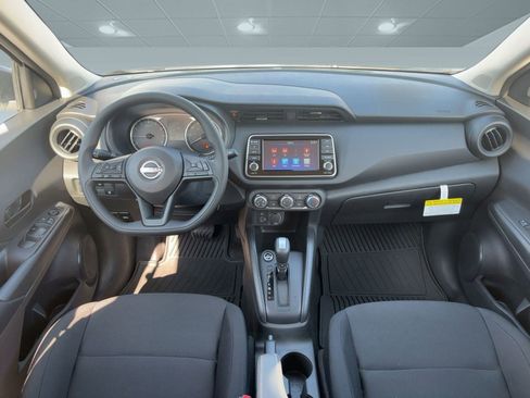 New 2025 Nissan Kicks Play S image 15