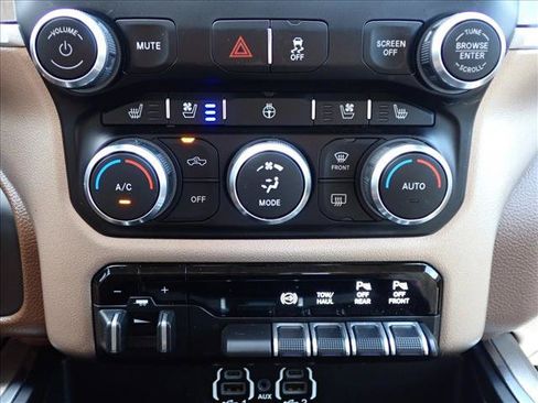 Used 2020 RAM 2500 Laramie AWD/4WD image 20