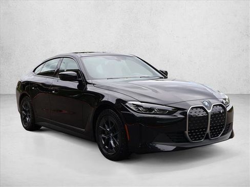 Used 2023 BMW i4 eDrive35 w/ Premium Package RWD image 4