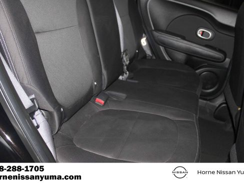 Used 2015 Kia Soul FWD image 7