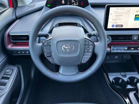 New 2026 Toyota Prius Plug-In Hybrid FWD image 16