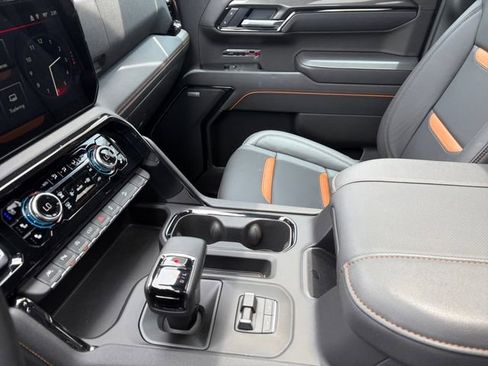 Used 2026 GMC Sierra 1500 AT4 w/ AT4 Premium Package AWD/4WD image 11