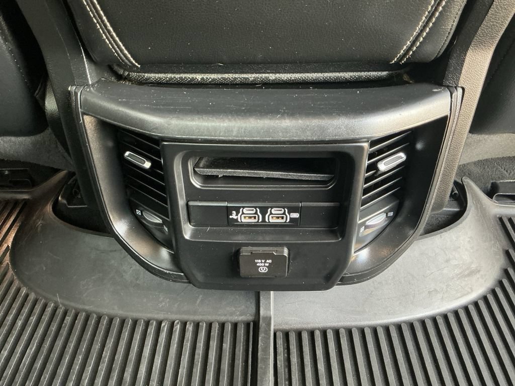Used 2020 RAM 1500 Laramie AWD/4WD image 26