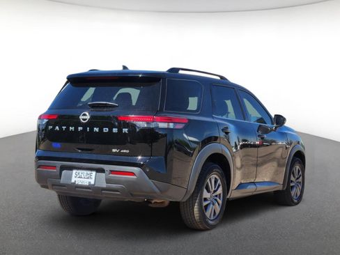 Used 2024 Nissan Pathfinder SV AWD/4WD image 3