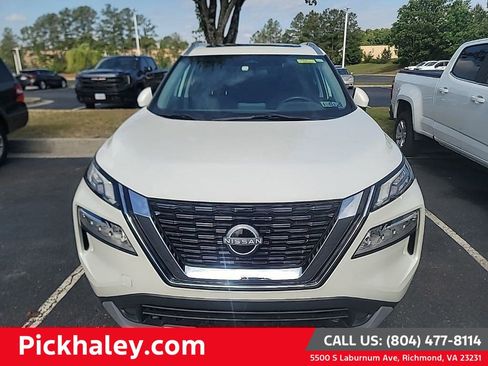 Used 2023 Nissan Rogue SV w/ SV Premium B Package AWD/4WD image 1
