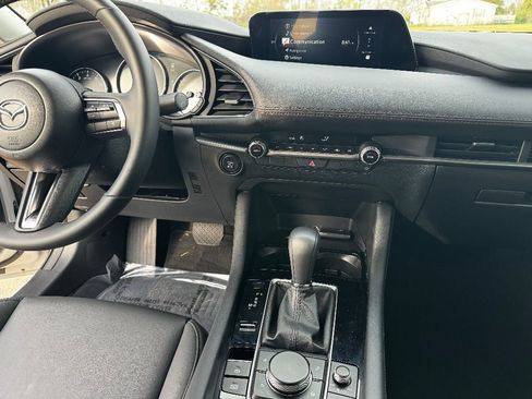 Certified 2025 MAZDA MAZDA3 s image 11