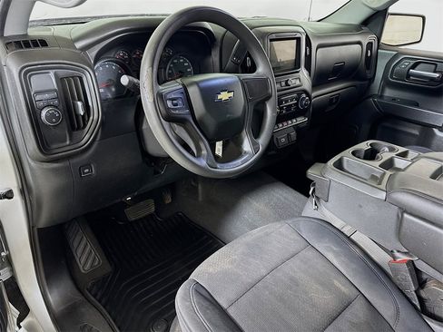 Used 2019 Chevrolet Silverado 1500 Custom w/ Custom Value Package image 7