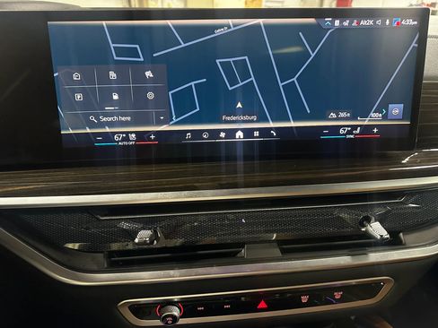 Used 2024 BMW X6 xDrive40i w/ Premium Package AWD/4WD image 11