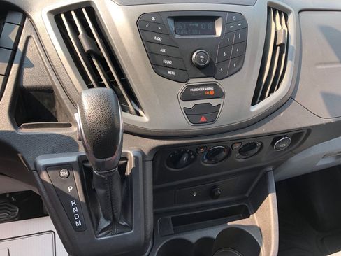 Used 2018 Ford Transit 250 138 RWD image 23