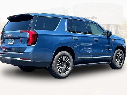 Used 2026 GMC Yukon Elevation w/ Elevation Premium Package AWD/4WD image 6