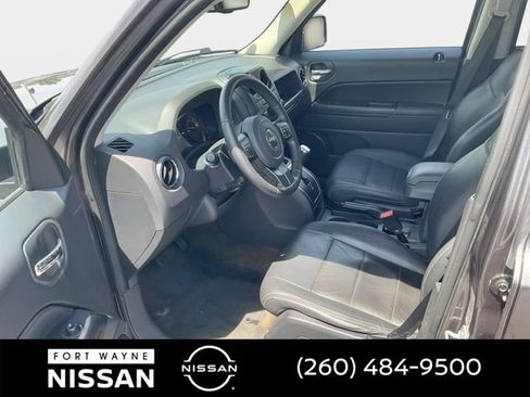 Used 2016 Jeep Patriot High Altitude AWD/4WD image 11