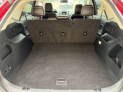 Used 2020 Ford Edge SEL w/ Convenience Package image 13