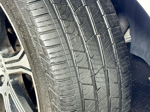 Used 2018 Volvo XC60 T5 Inscription w/ Luxury Seat Package image 40