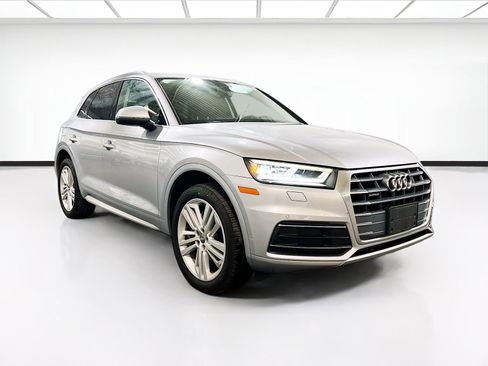Used 2019 Audi Q5 2.0T Premium Plus w/ Premium Plus Package image 3