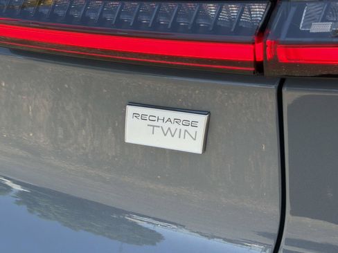 Certified 2023 Volvo C40 P8 Recharge Plus w/ Climate Package AWD/4WD image 28