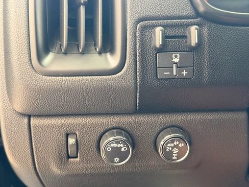 Used 2022 Chevrolet Colorado ZR2 AWD/4WD image 27