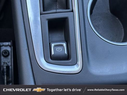 Used 2024 Chevrolet Equinox LT FWD image 18