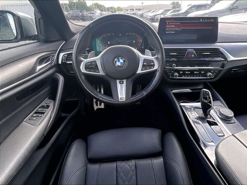 Used 2023 BMW 540i w/ M Sport Package RWD image 8