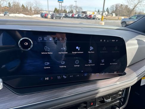 New 2026 Chevrolet Tahoe Premier w/ Sun And Tow Package AWD/4WD image 27