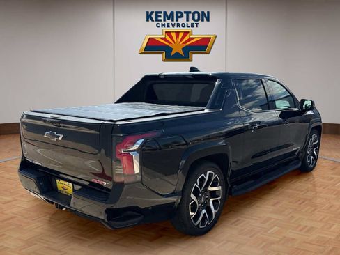 Used 2024 Chevrolet Silverado EV RST AWD/4WD image 6