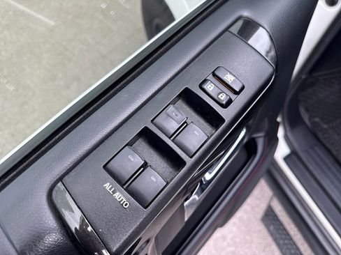 Used 2021 Toyota 4Runner Venture image 14