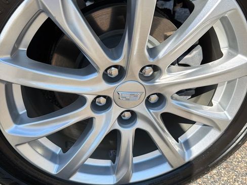 Used 2023 Cadillac XT4 Luxury FWD image 27