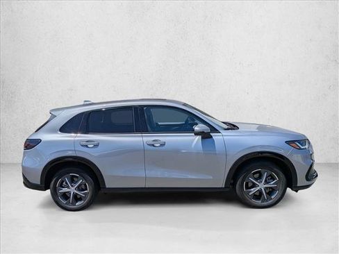 Used 2025 Honda HR-V EX-L image 4