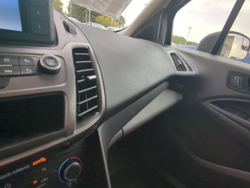 Used 2023 Ford Transit Connect XL image 16