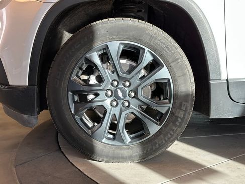 Used 2021 Chevrolet Traverse RS AWD/4WD image 27