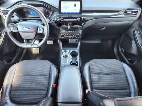 Used 2023 Ford Escape ST-Line Select AWD/4WD image 12