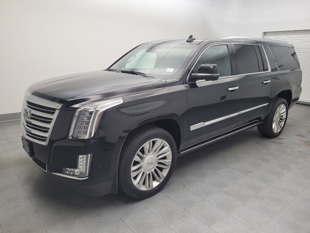 Used 2017 Cadillac Escalade ESV Platinum AWD/4WD image 2