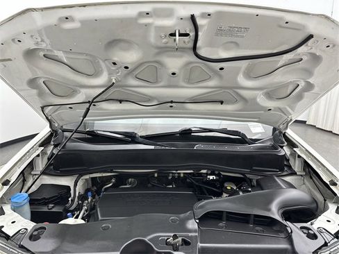 Used 2012 Honda Pilot Touring image 27