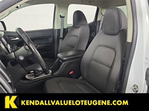 Used 2019 GMC Canyon SLE image 18