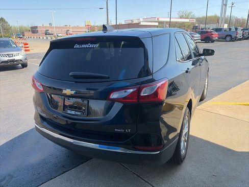 Used 2021 Chevrolet Equinox LT w/ Driver Convenience Package AWD/4WD image 7