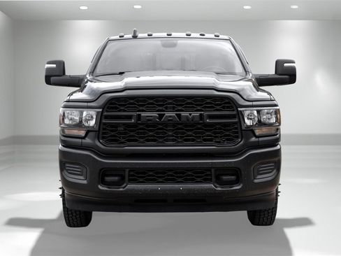 Used 2023 RAM 3500 Tradesman image 4