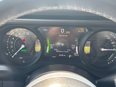 Used 2025 Jeep Wrangler Unlimited Sahara AWD/4WD image 42