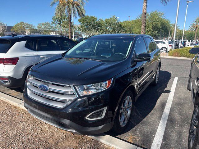 Used 2018 Ford Edge Titanium w/ Equipment Group 301A FWD image 5