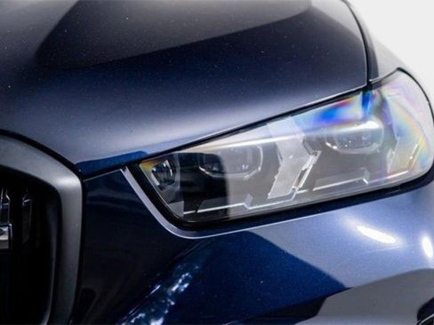 Used 2024 BMW X5 M60i w/ Climate Comfort Package image 24