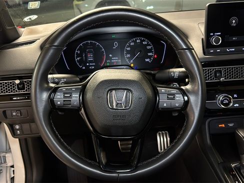 Used 2023 Honda Civic Sport image 17