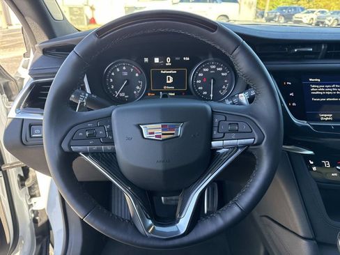New 2025 Cadillac XT6 Sport image 27