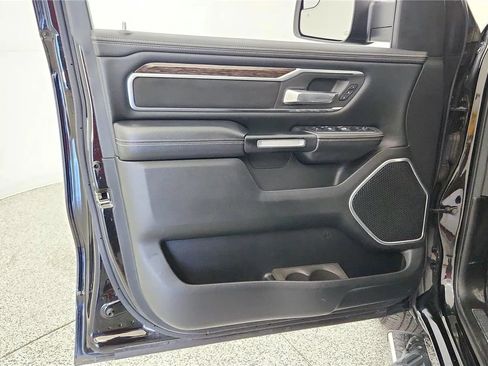 Used 2020 RAM 1500 Laramie AWD/4WD image 31