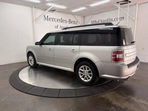 Used 2019 Ford Flex SE FWD image 5