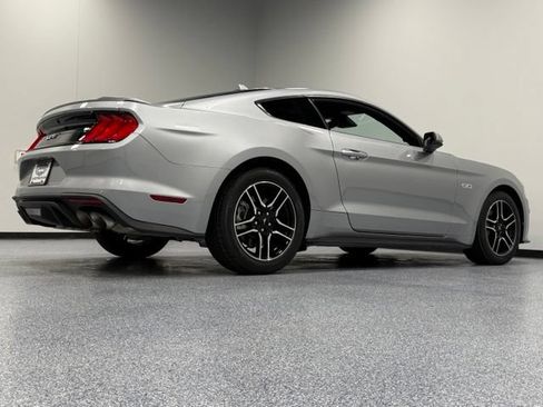 Used 2022 Ford Mustang GT Premium w/ Equipment Group 401A RWD image 8
