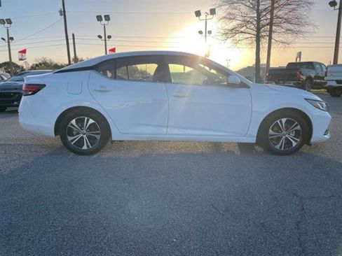 Used 2023 Nissan Sentra SV image 8