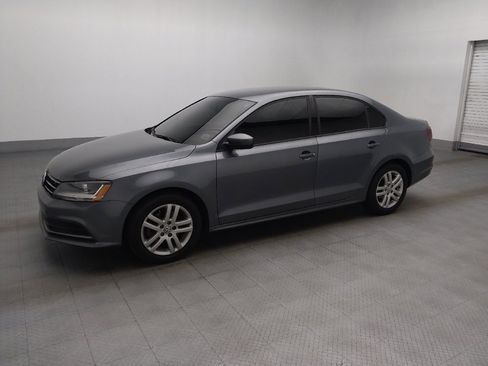 Used 2018 Volkswagen Jetta S FWD image 2