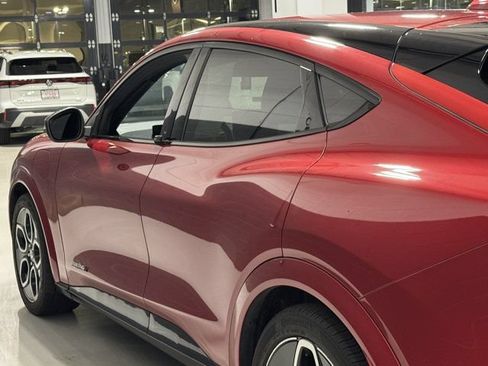Used 2021 Ford Mustang Mach-E GT AWD/4WD image 17